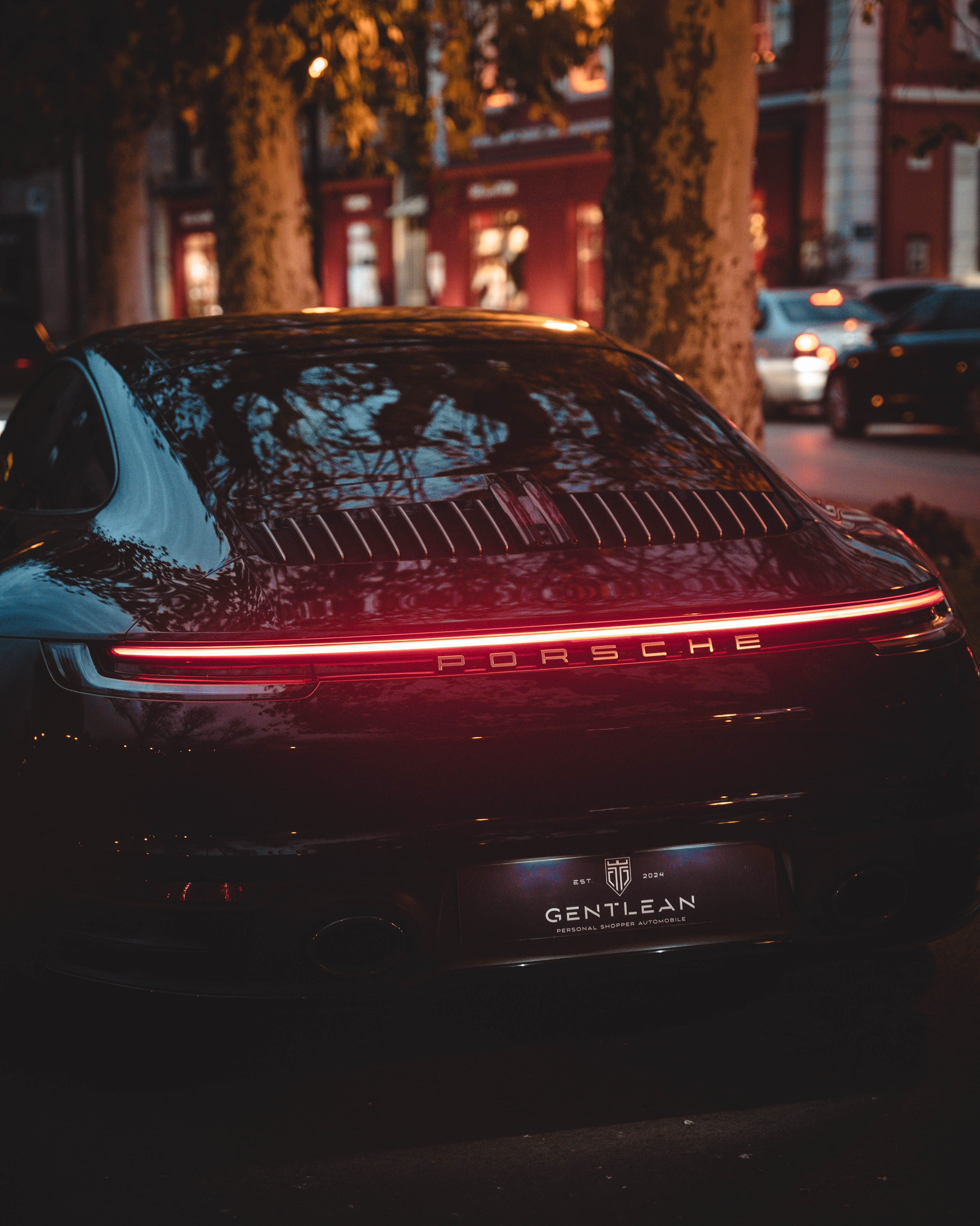 Porsche 992 noire détail — Mission Gentlean